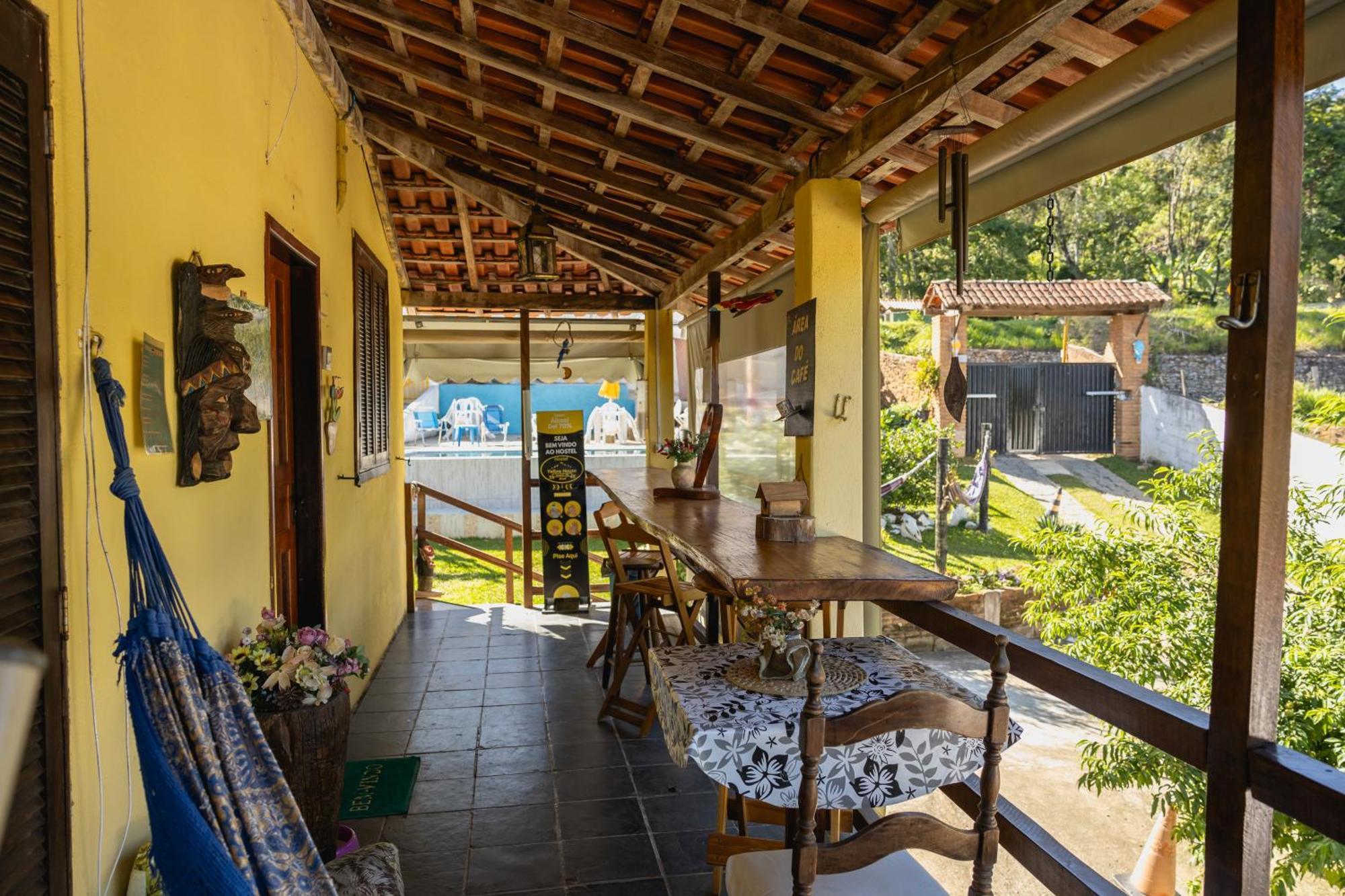 Hostel Yellow House Mg Itamonte Exterior photo