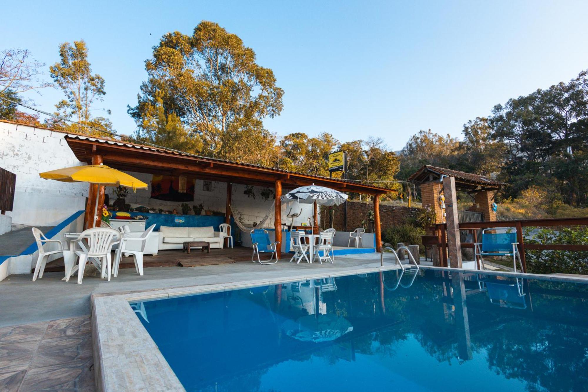 Hostel Yellow House Mg Itamonte Exterior photo